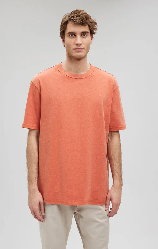 CREW NECK T-SHIRT IN CARNELIAN Sleek Men's Contemporary 