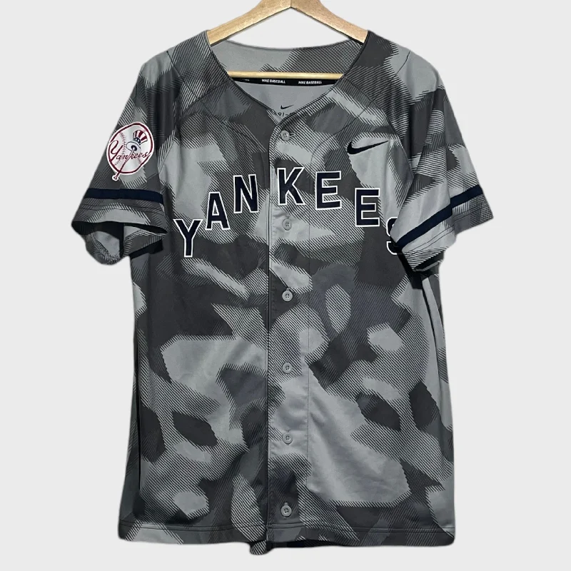 New York Yankees Jersey S Street