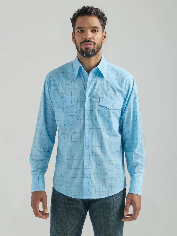 Wrangler Men’s Baby Blue Plaid Shirt Laid