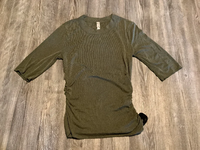 Top Long Sleeve By Free People In Green, Size: M Cool Men's Distressed